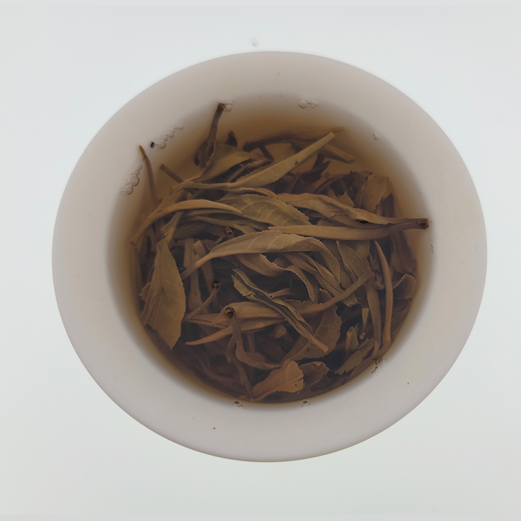2015年古树原料 倚邦小叶种（生茶）357克/饼