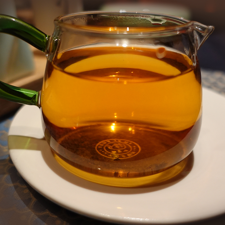 2020年原料古树红茶 淡淡的玫瑰清香 100g/饼