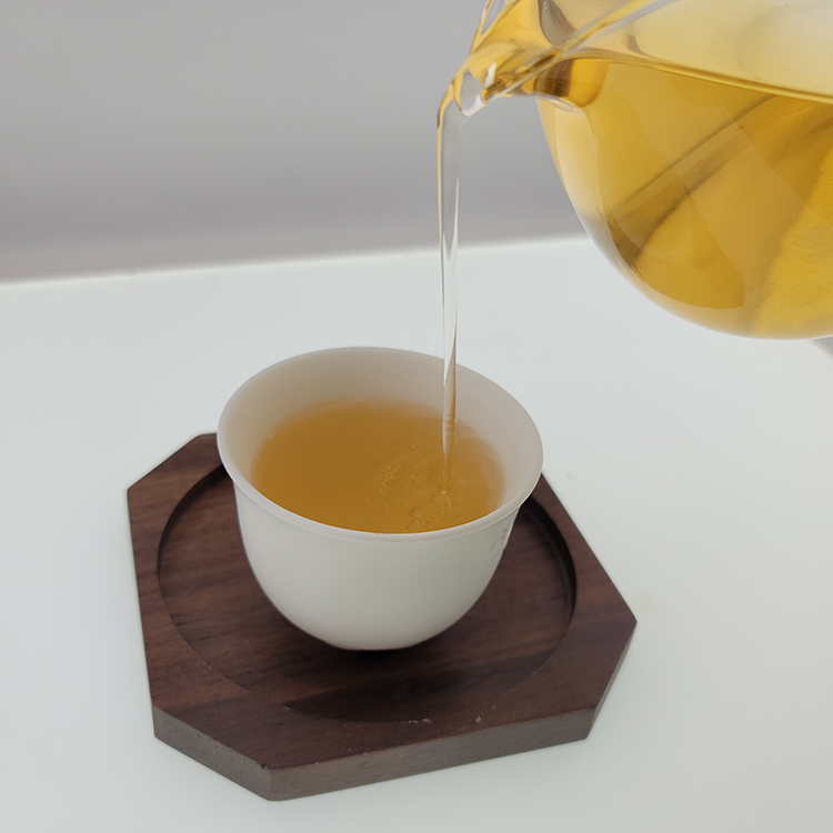 2022年古树原料 弯弓古树生茶（200g/饼） 