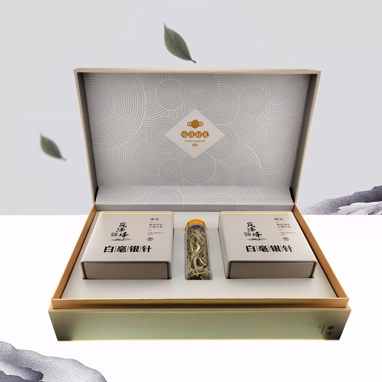 2022年易武乔木型古树白毫银针